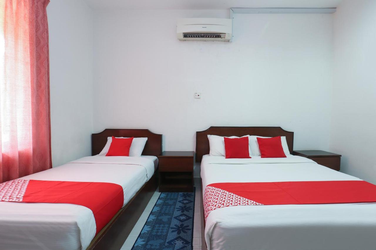Oyo 8966 Dee Wana Resort 1 Pasir Puteh Εξωτερικό φωτογραφία